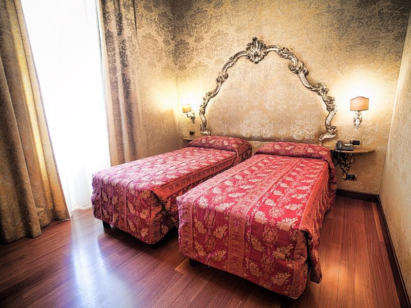 Hotel Turner Рим Экстерьер фото