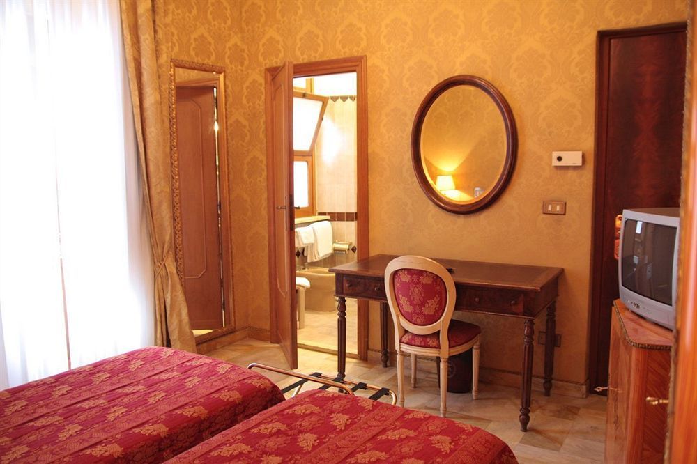 Hotel Turner Рим Экстерьер фото
